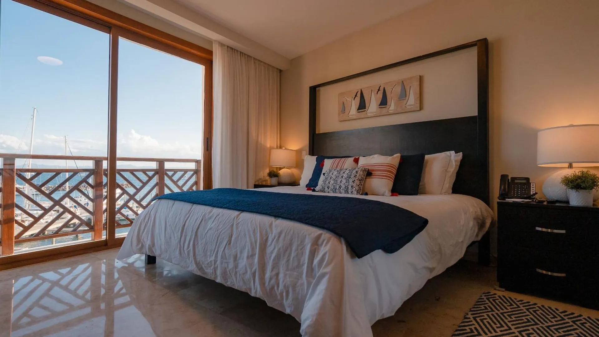 The Bannister Hotel & Yacht Club By Mint Samana