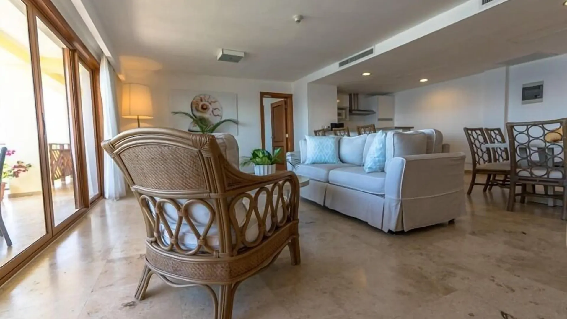 The Bannister Hotel & Yacht Club By Mint Samana