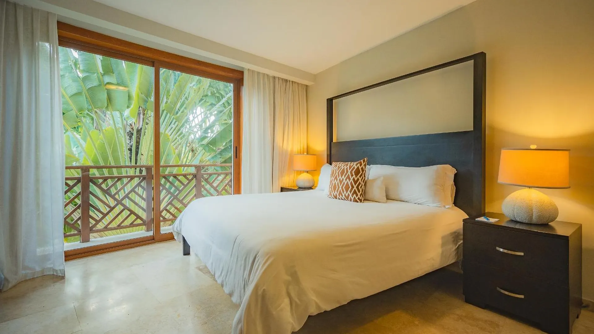 The Bannister Hotel & Yacht Club By Mint Samana 5*,