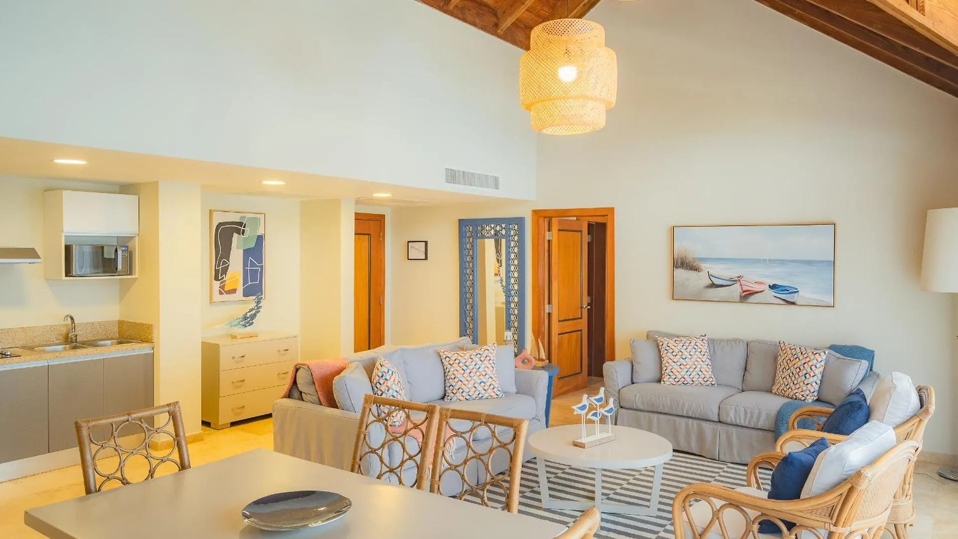 The Bannister Hotel & Yacht Club By Mint Samana 5*,  République dominicaine