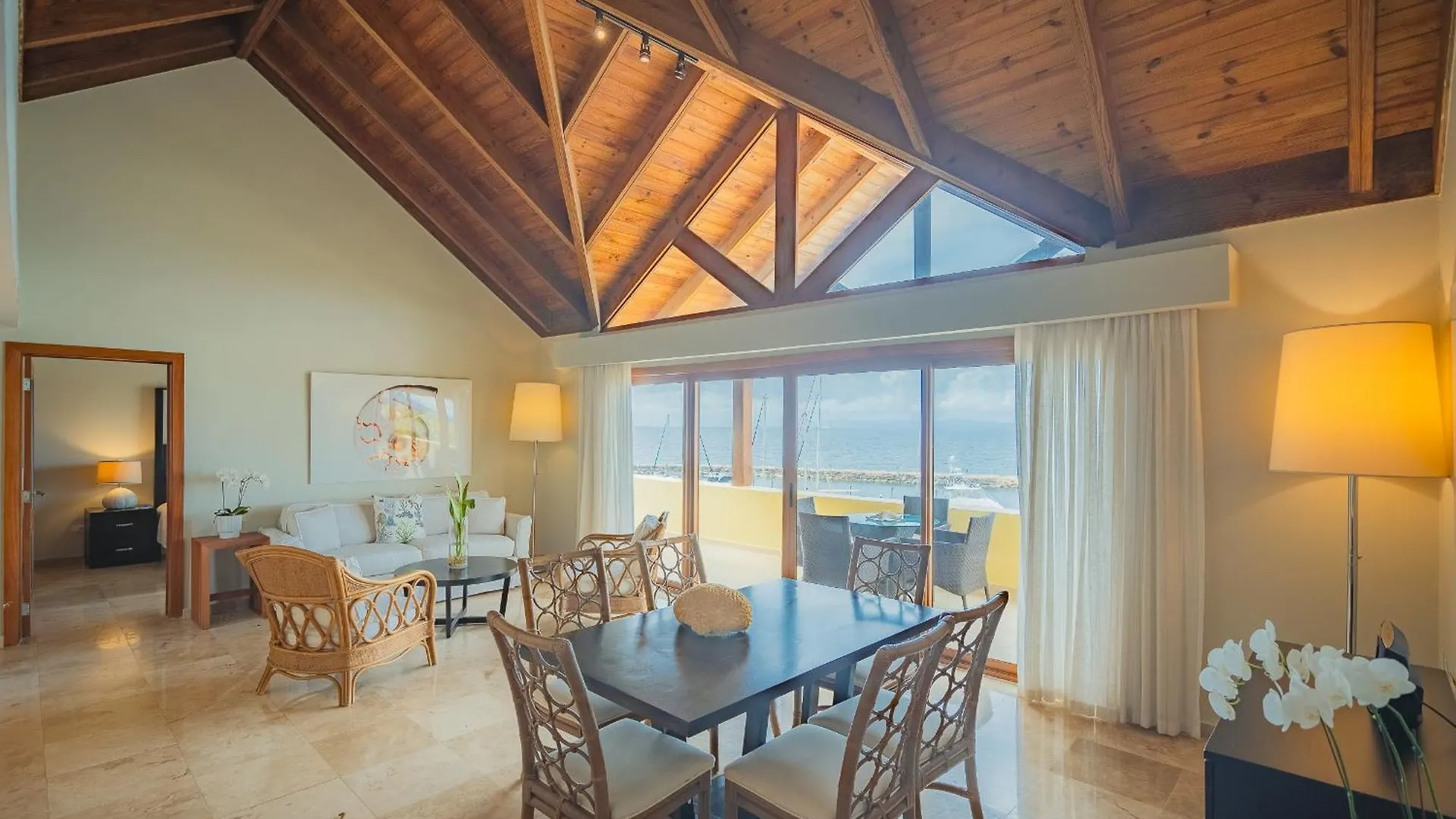 The Bannister Hotel & Yacht Club By Mint Samana