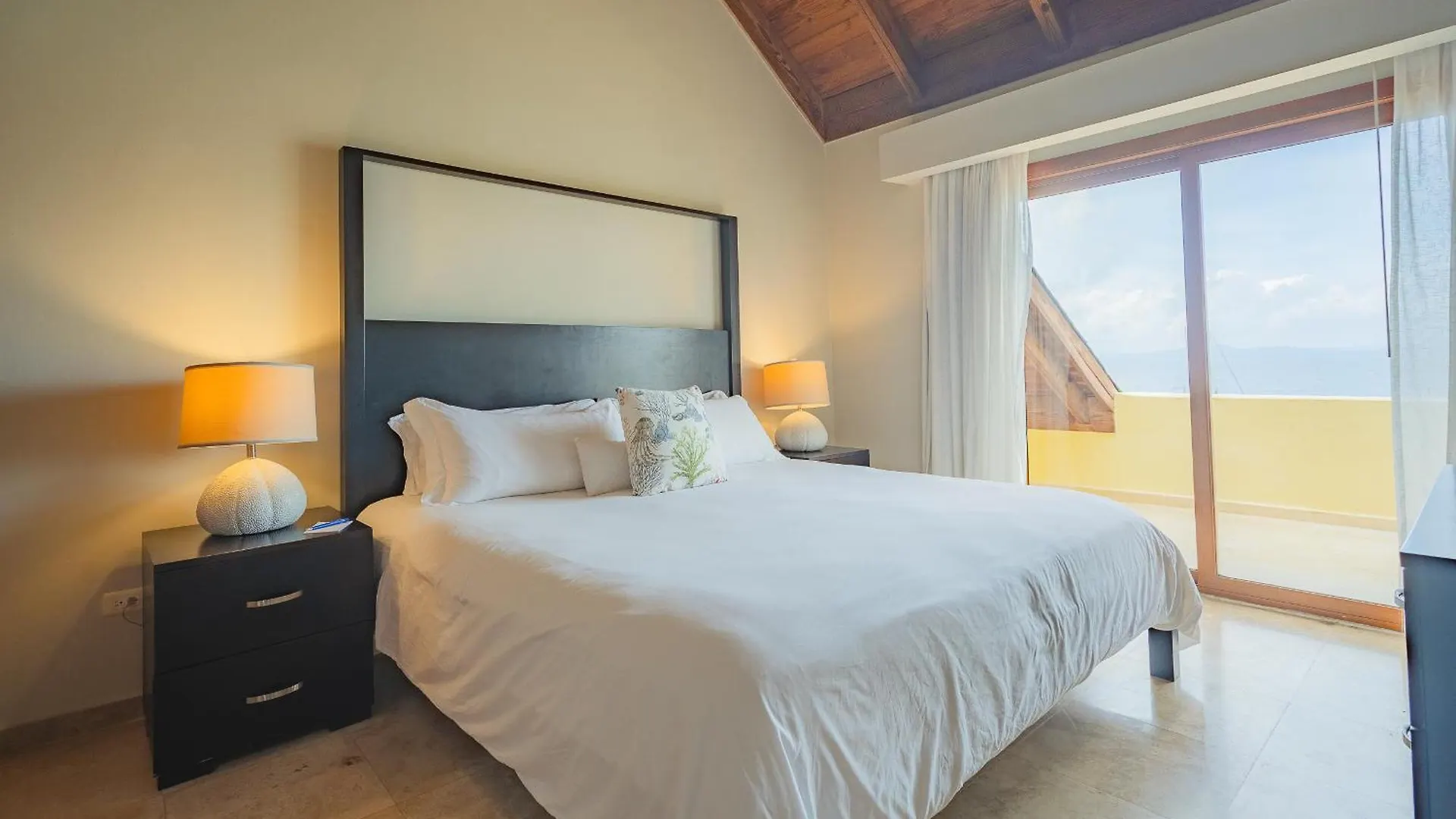 The Bannister Hotel & Yacht Club By Mint Samana République dominicaine